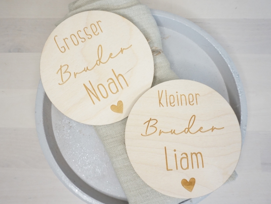 Meilenstein Karten Schilder aus Holz Große Schwester Kleine Schwester Großer Bruder Kleiner Bruder mit Namen personalisierbar