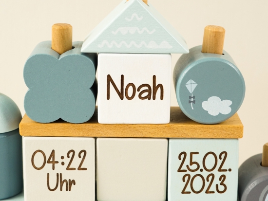 Label Label - Holz - Steckspiel - Traumhaus - Blau- personalisierbar