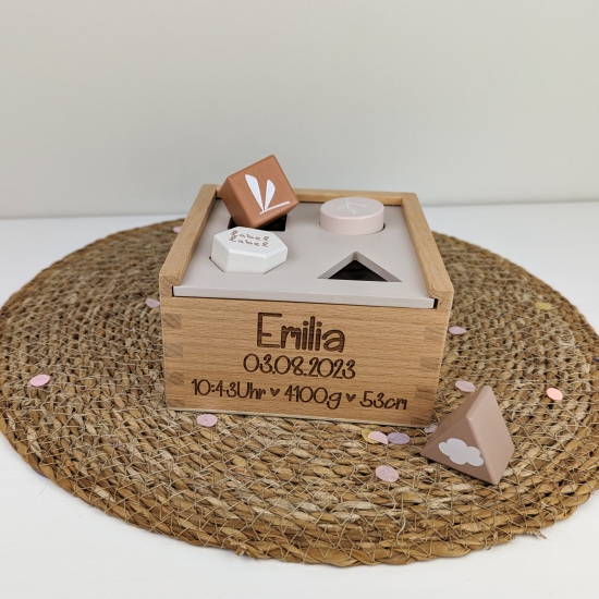 Label Label - Holz - Lern- Steckspiel - Nougat - personalisierbar