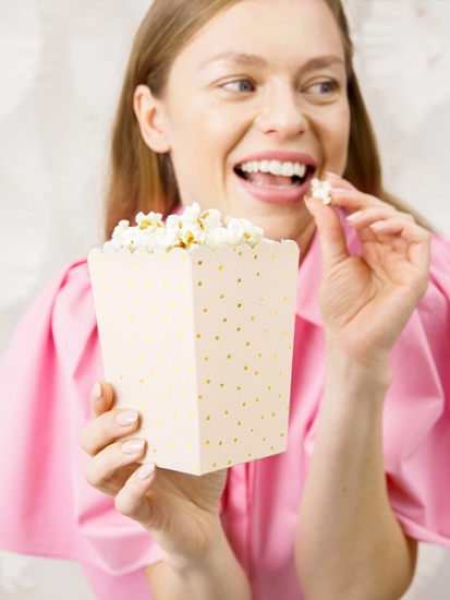 6 Snack - Popcorn - Boxen - creme mit goldenen Punkten - Pappe